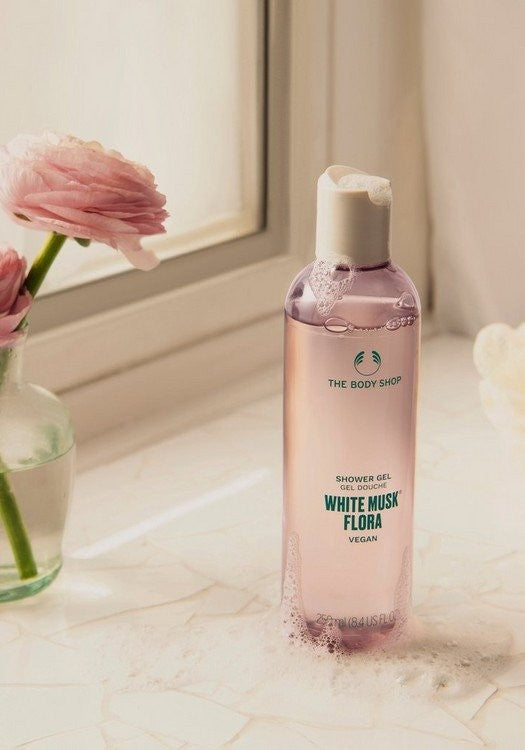 The Body Shop Refreshing & Uplifting White Musk Flora Duo Gift Set