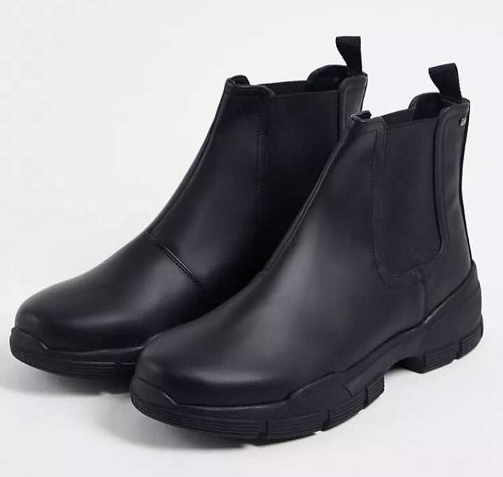 River Island Chelsea Boot / Moulded Sole in Black