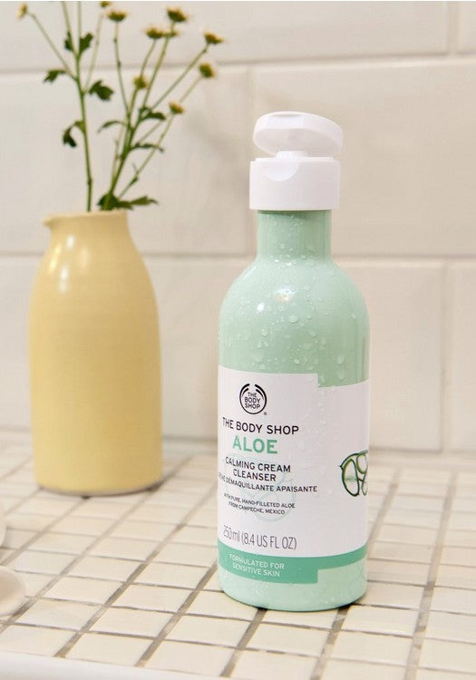 The Body Shop - Aloe Calming Cream Cleanser